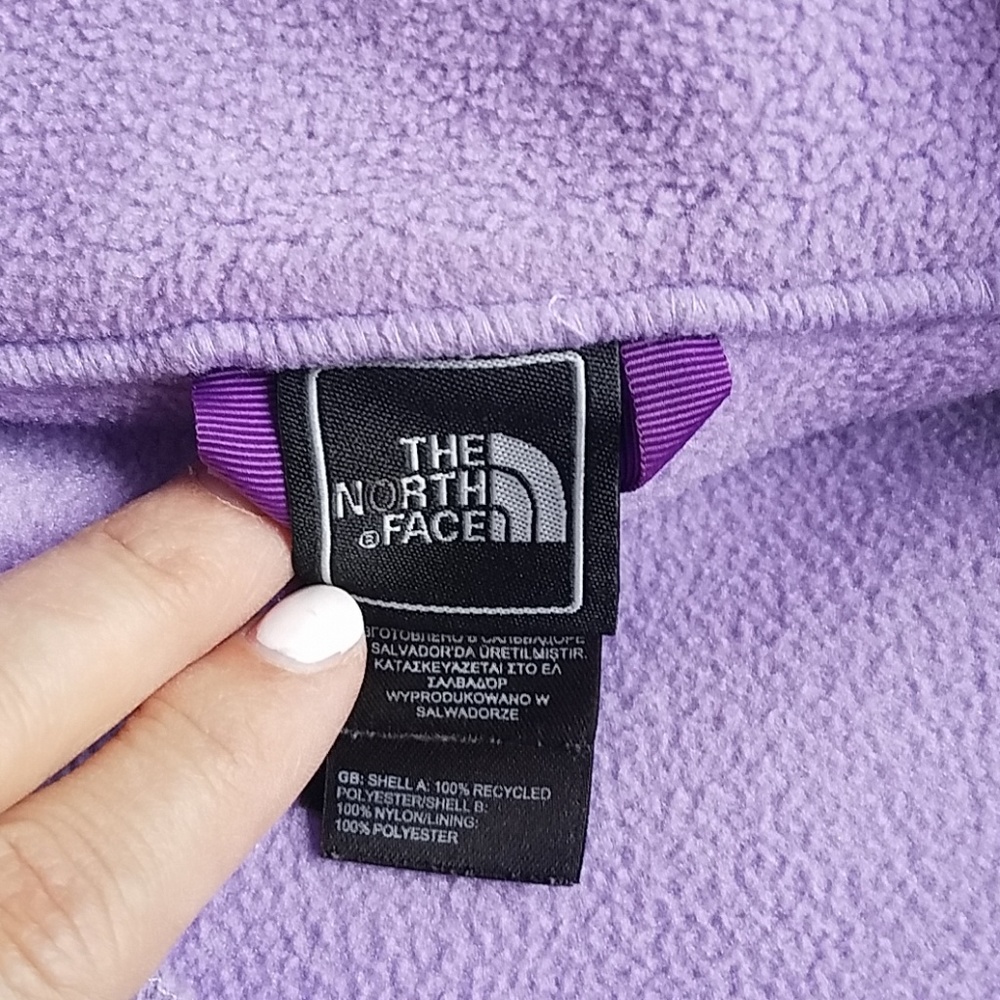 The North Face Fleece Jacket - Picture 6 of 7